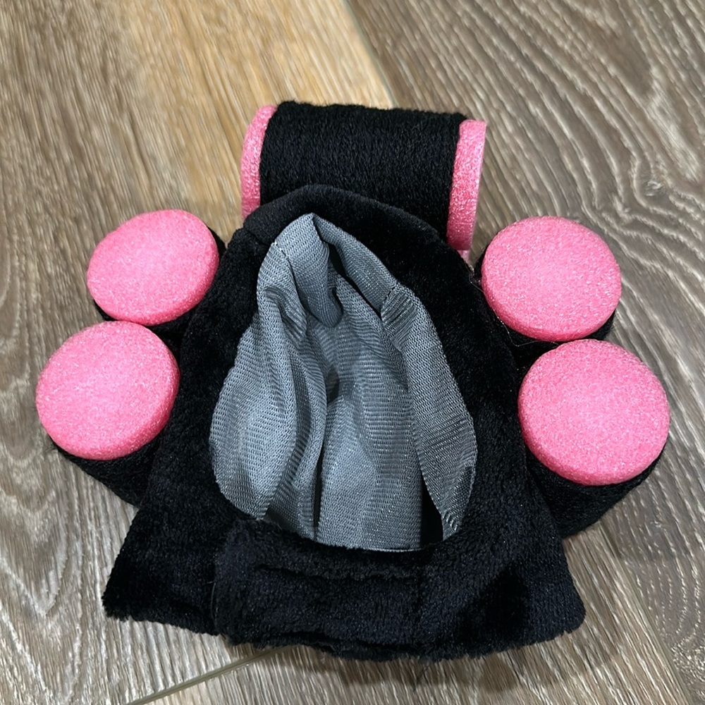 Cat curlers